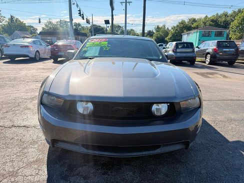 Used 2010 Ford Mustang GT RWD image 3