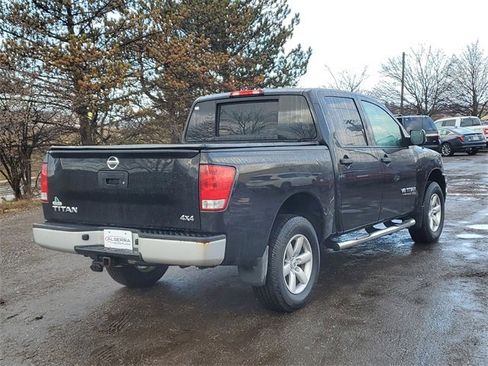 Used 2015 Nissan Titan S image 4