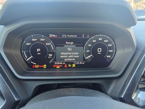 Used 2024 Audi Q4 e-tron Prestige w/ Black Optic Plus Package image 27