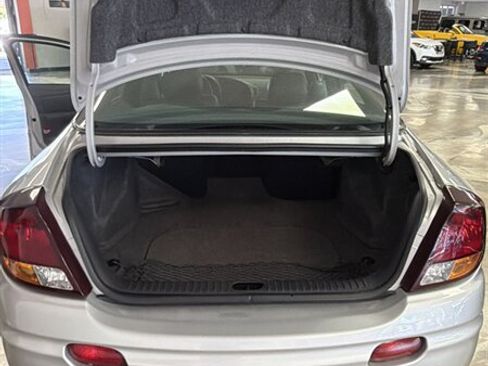 Used 2001 Oldsmobile Aurora 3.5 w/ Convenience Pkg FWD image 34