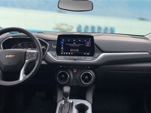 Used 2024 Chevrolet Blazer LT image 15