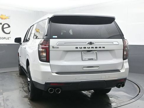 Used 2023 Chevrolet Suburban High Country AWD/4WD image 39