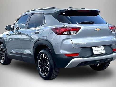 Used 2023 Chevrolet TrailBlazer LT FWD image 4