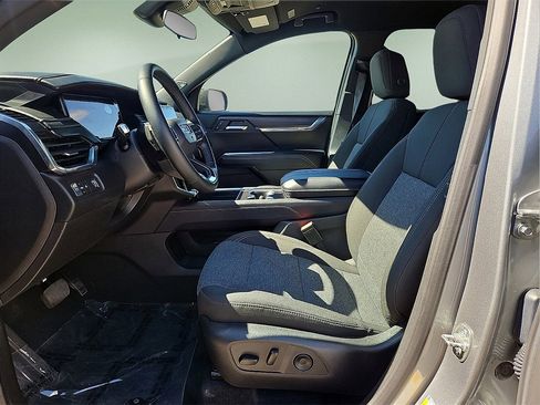 Used 2025 GMC Acadia Elevation image 21