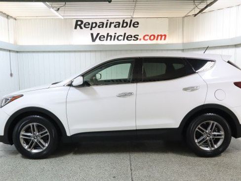 Used 2018 Hyundai Santa Fe Sport AWD/4WD image 1