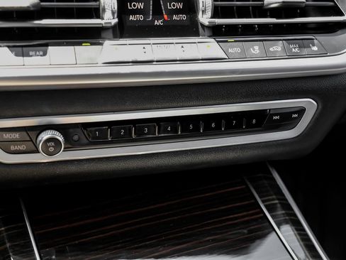 Used 2020 BMW X5 xDrive40i w/ M Sport Package AWD/4WD image 34