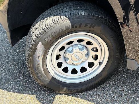 Used 2023 Chevrolet Colorado W/T w/ WT Convenience Package II image 42