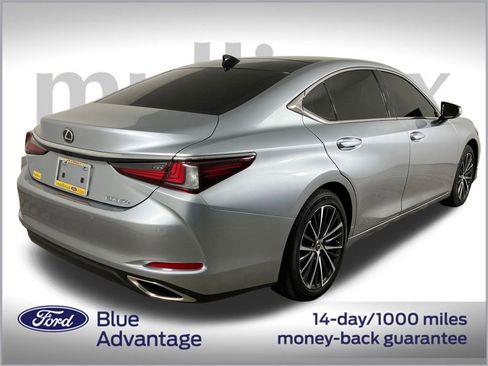 Used 2024 Lexus ES 350 w/ Premium Package image 4
