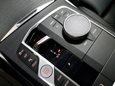 Certified 2025 BMW 330i Sedan w/ M Sport Package image 26