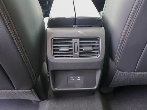 New 2026 Nissan Rogue Platinum AWD/4WD image 18