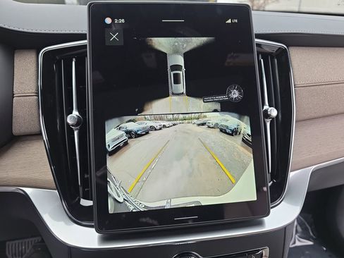 New 2026 Volvo XC90 B6 Ultra w/ Lounge Package image 23