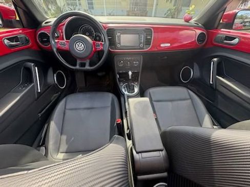 Used 2013 Volkswagen Beetle 2.5 image 5
