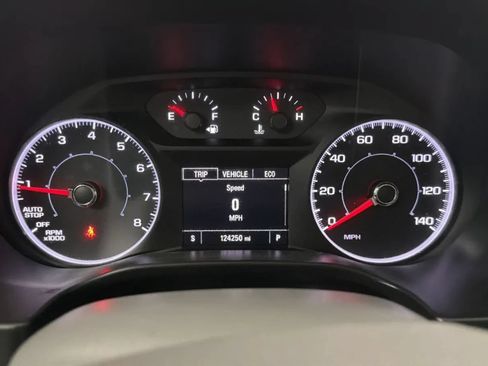 Used 2018 GMC Acadia SLE FWD image 11