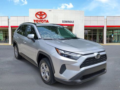 Used 2025 Toyota RAV4 XLE w/ Convenience Package AWD/4WD image 2