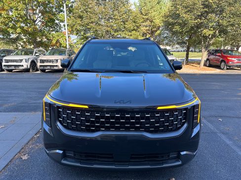 New 2026 Kia Carnival SX image 2