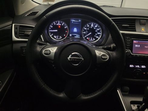 Used 2018 Nissan Sentra SV FWD image 22