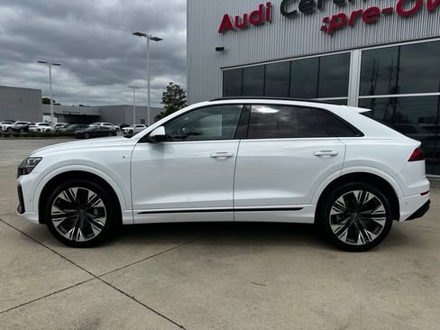 Certified 2025 Audi Q8 Premium Plus w/ Premium Plus Package AWD/4WD image 8