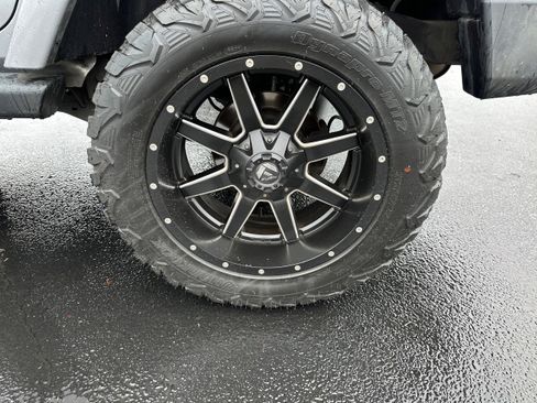 Used 2015 Jeep Wrangler Unlimited Sahara w/ Trailer Tow Group image 23