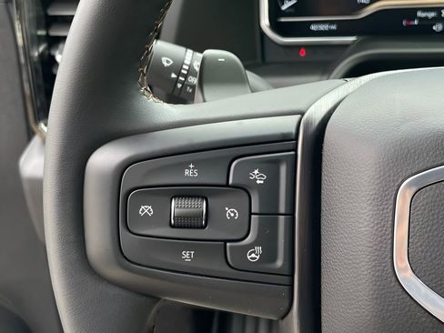 Used 2024 GMC Sierra 1500 AT4 w/ Technology Package image 26