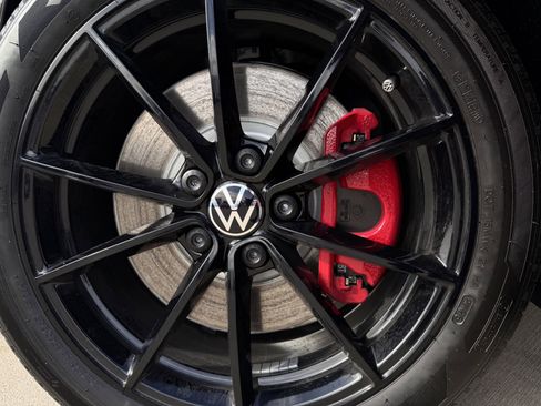 New 2026 Volkswagen Jetta GLI Autobahn FWD image 9