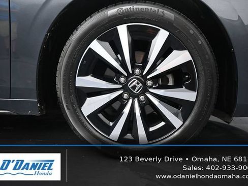 Used 2024 Honda Civic EX-L image 42