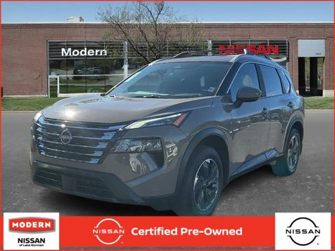 Certified 2025 Nissan Rogue SV w/ SV Premium Package image 1