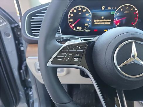 New 2026 Mercedes-Benz GLE 450 4MATIC image 35