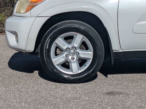Used 2004 Toyota RAV4 image 10