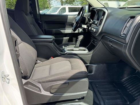 Used 2022 Chevrolet Colorado LT w/ Fleet Safety Package RWD image 13