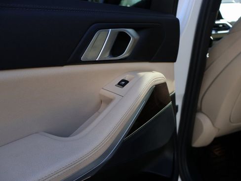 Used 2021 BMW X5 sDrive40i image 28