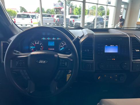 Used 2018 Ford F150 XLT AWD/4WD image 20