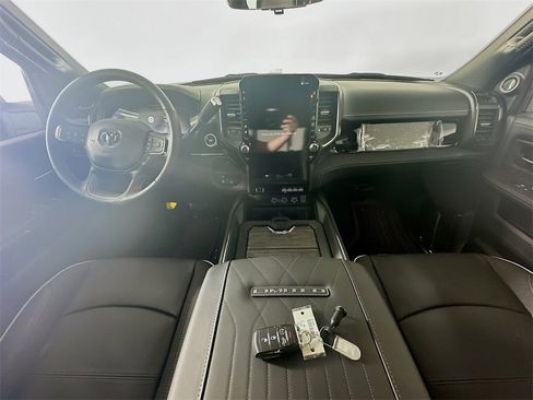 New 2025 RAM 2500 Limited image 9