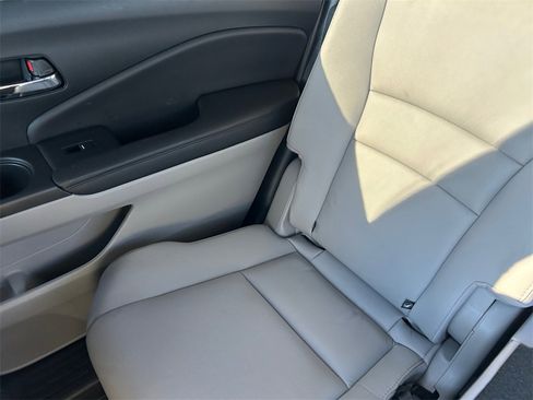 Used 2022 Honda Pilot Special Edition image 29