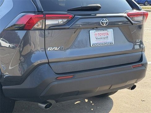 Certified 2021 Toyota RAV4 XLE Premium image 6