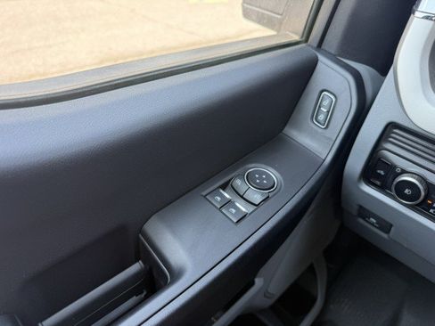 Used 2024 Ford F550 4x4 Regular Cab Super Duty image 26