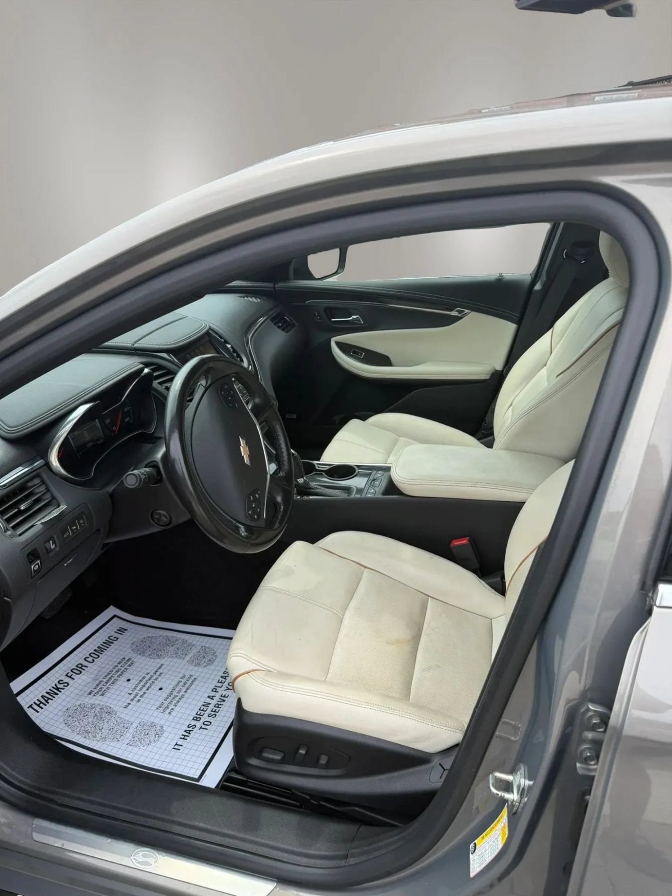 Used 2018 Chevrolet Impala Premier w/ Premier Confidence Package FWD image 2