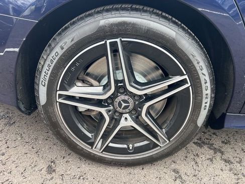 Used 2021 Mercedes-Benz E 450 4MATIC Sedan image 36