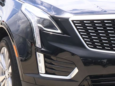 Used 2024 Cadillac XT5 Premium Luxury FWD image 9