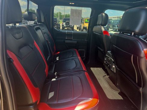Used 2019 Ford F150 Lariat w/ Equipment Group 502A Luxury AWD/4WD image 14
