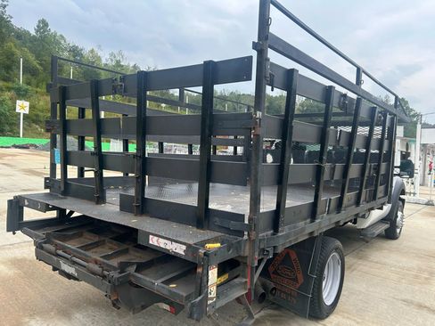 Used 2016 Ford F450 XL w/ XL Value Package image 9