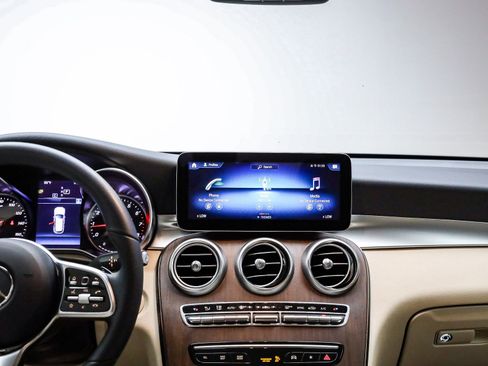 Used 2022 Mercedes-Benz GLC 300 image 15