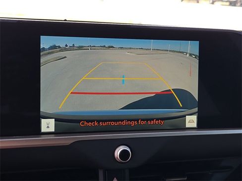 Used 2024 Toyota Crown XLE image 19