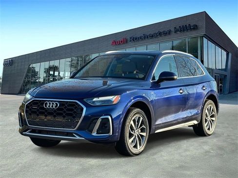 Used 2022 Audi Q5 2.0T Premium Plus w/ Premium Plus Package image 1