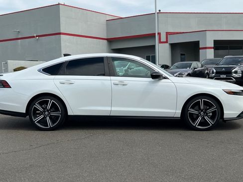 Used 2024 Honda Accord Sport image 6