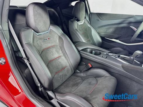 Used 2022 Chevrolet Camaro ZL1 RWD image 12