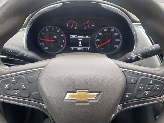 Used 2016 Chevrolet Malibu LT FWD image 22