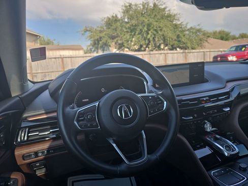 Used 2023 Acura MDX Technology image 17