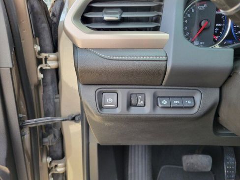 Used 2023 GMC Acadia Denali w/ Denali Ultimate Package image 19