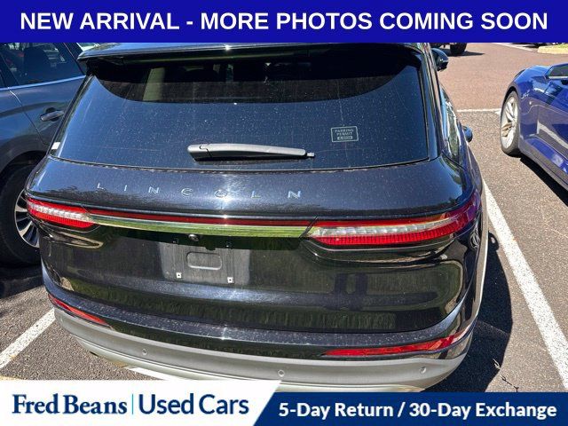 Used 2023 Lincoln Corsair AWD w/ Equipment Group 101A image 4
