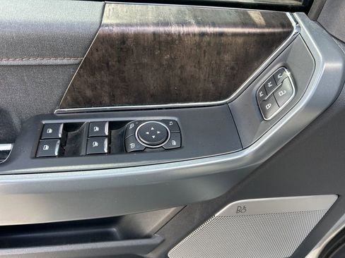 Used 2023 Ford F150 Lightning Lariat w/ Equipment Group 511A High image 5